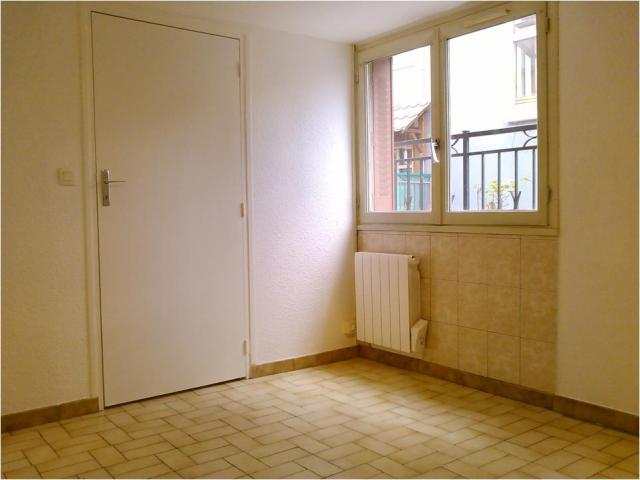 Location appartement T1 Grenoble - Photo 1