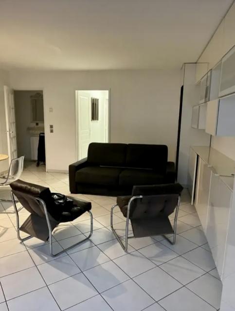 Location appartement T2 Marseille 06 - Photo 4