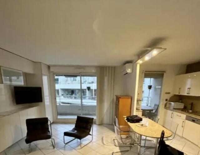Location appartement T2 Marseille 06 - Photo 5