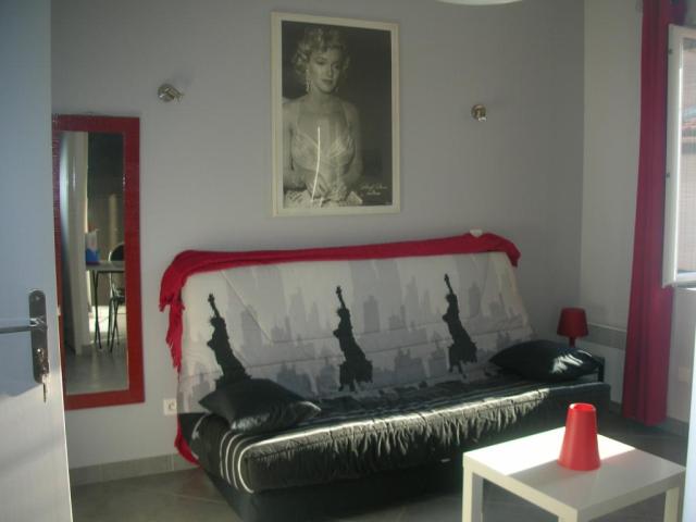 Location studio Marseille 05 - Photo 3