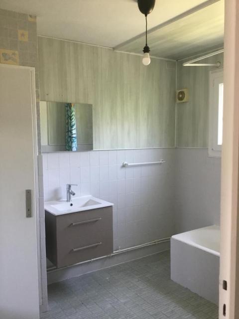 Location appartement T3 St Martin d'Heres - Photo 2