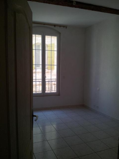 Location appartement T2 Arles - Photo 3