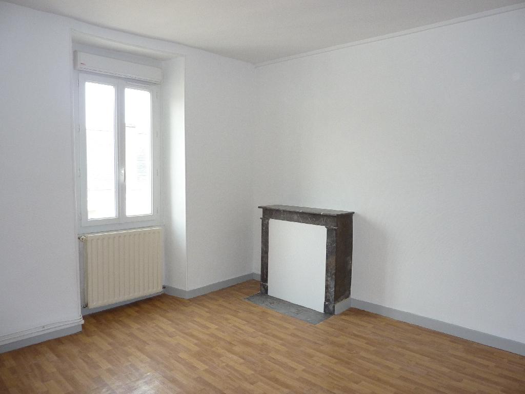 Location de 3 pièces de particulier à particulier à Angers  650 €  62 m²