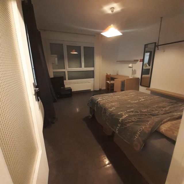 Location appartement T1 St Etienne - Photo 2