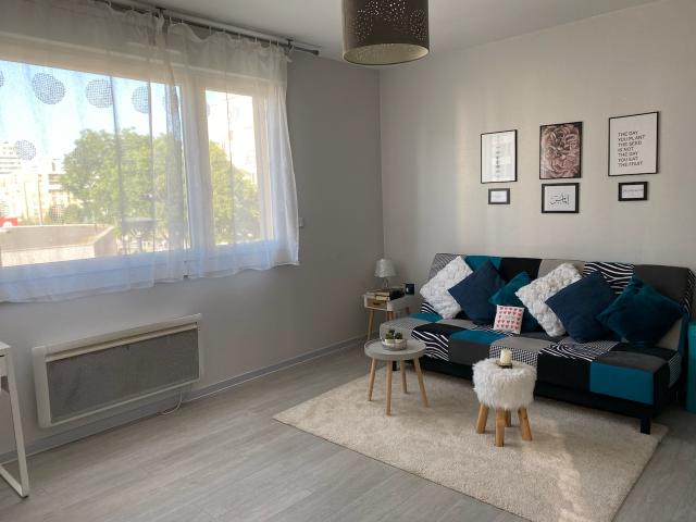 Location studio Vandoeuvre les Nancy - Photo 1