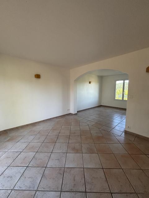 Location maison F4 Hyeres - Photo 5