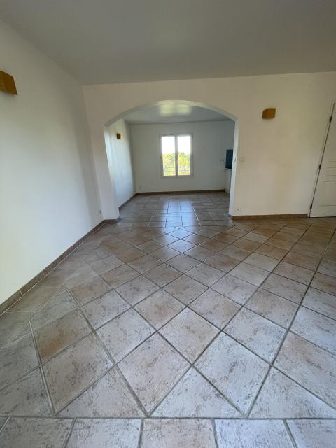 Location maison F4 Hyeres - Photo 6