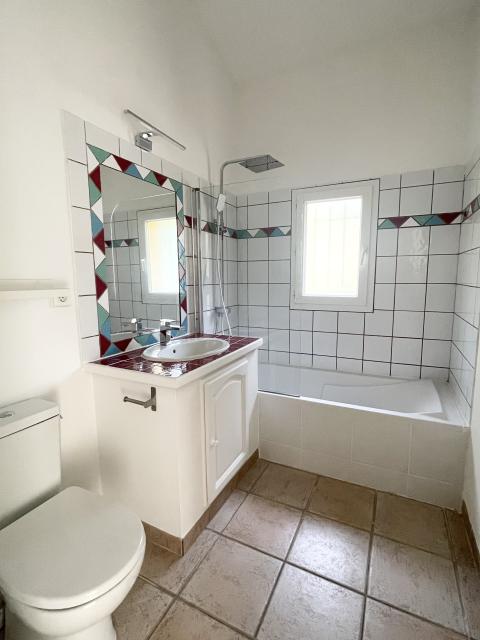 Location maison F4 Hyeres - Photo 7