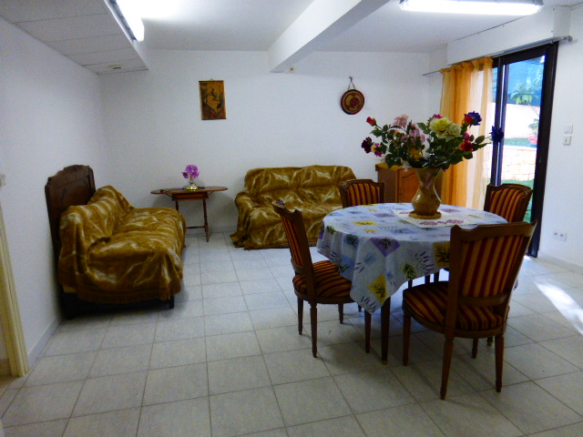 Location maison F2 Villeneuve Loubet - Photo 1