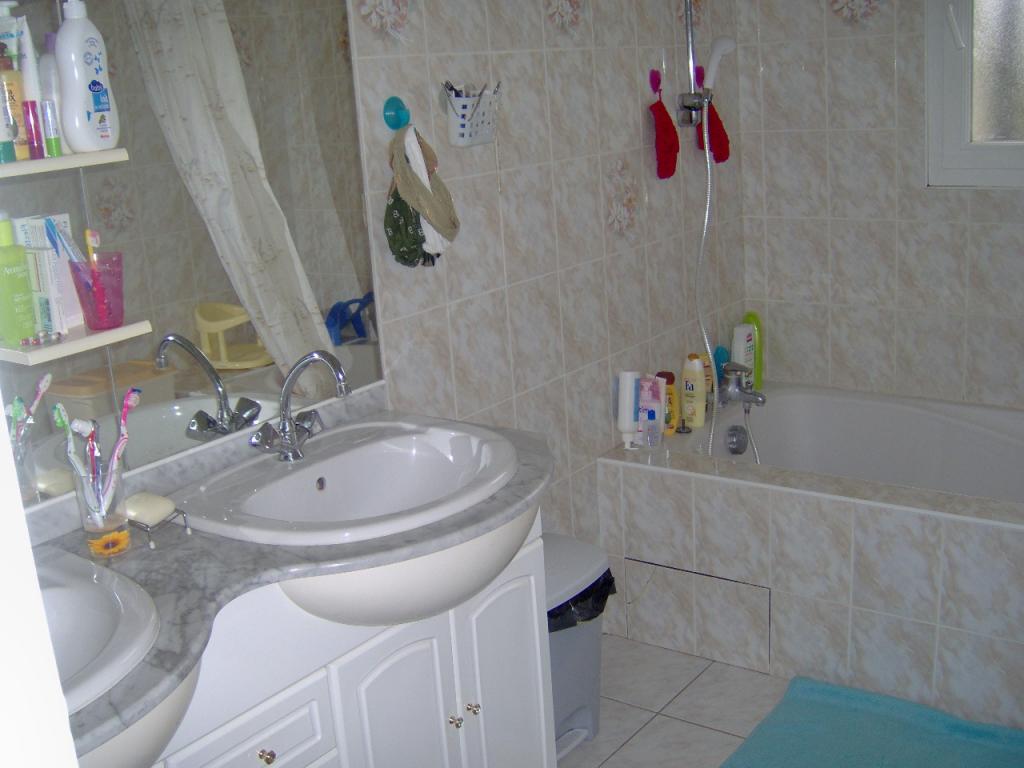 Location maison F4 Laroque Timbaut - Photo 2