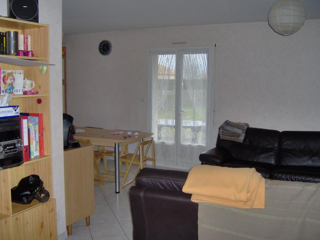 Location maison F4 Laroque Timbaut - Photo 3