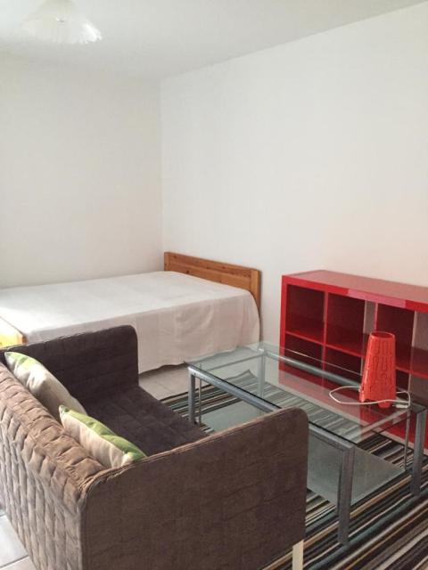 Location studio St Etienne - Photo 2