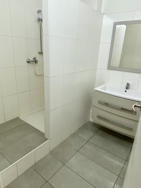Location appartement T3 Marseille 08 - Photo 7