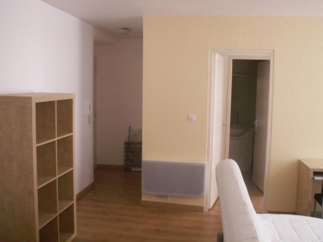 Location appartement T2 Nimes - Photo 2