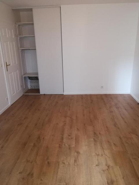 Location appartement T2 Courbevoie - Photo 6