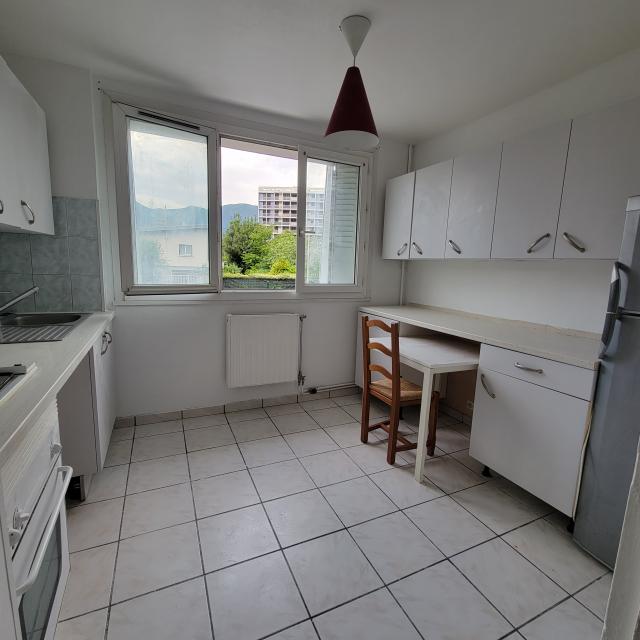 Location appartement T2 Sassenage - Photo 3
