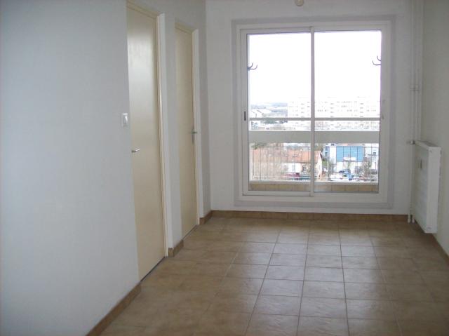 Location appartement T3 St Priest - Photo 3