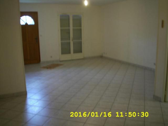 Location maison F4 Bellegarde - Photo 2