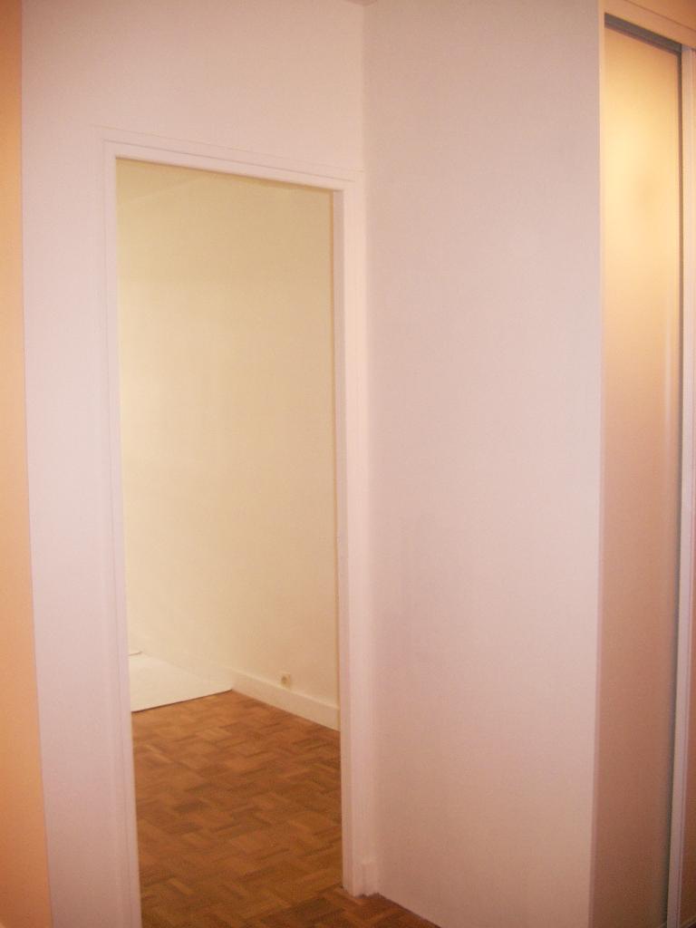 Location appartement T2 Paris 16 - Photo 2