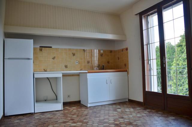Location maison F7 St Just le Martel - Photo 2