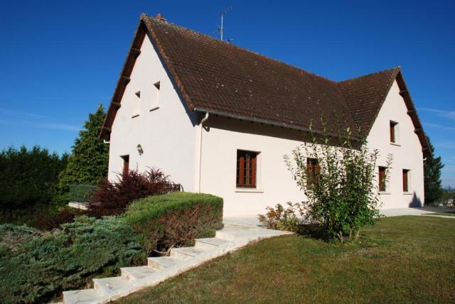 Location maison F7 St Just le Martel - Photo 4