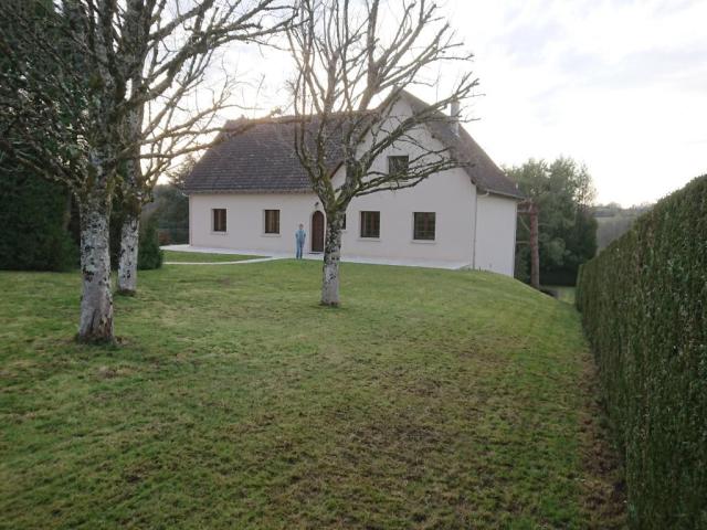 Location maison F7 St Just le Martel - Photo 6