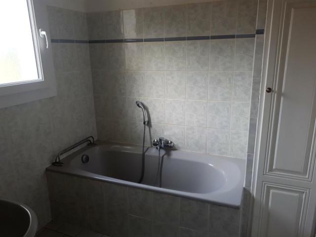 Location maison F5 Six Fours les Plages - Photo 2