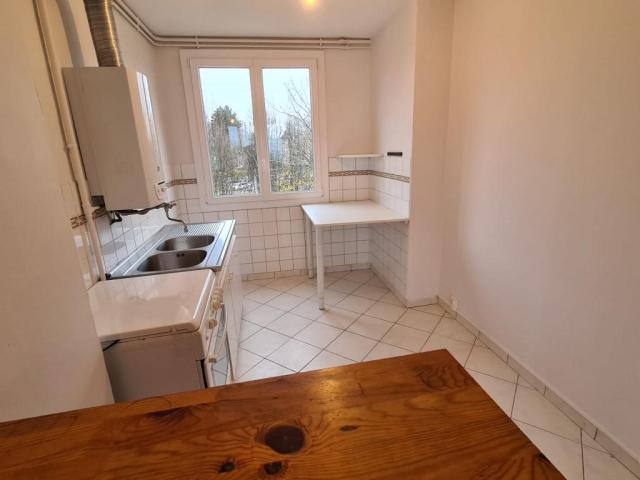 Location appartement T3 Mont St Aignan - Photo 2