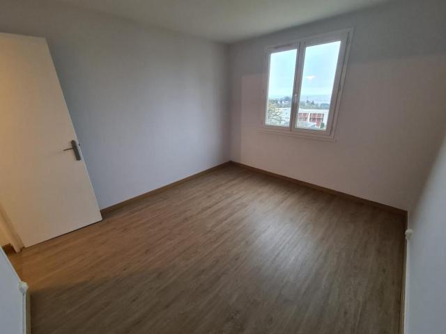 Location appartement T3 Mont St Aignan - Photo 3