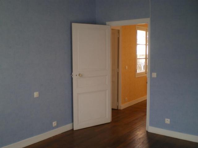 Location appartement T2 Lucay le Male - Photo 4