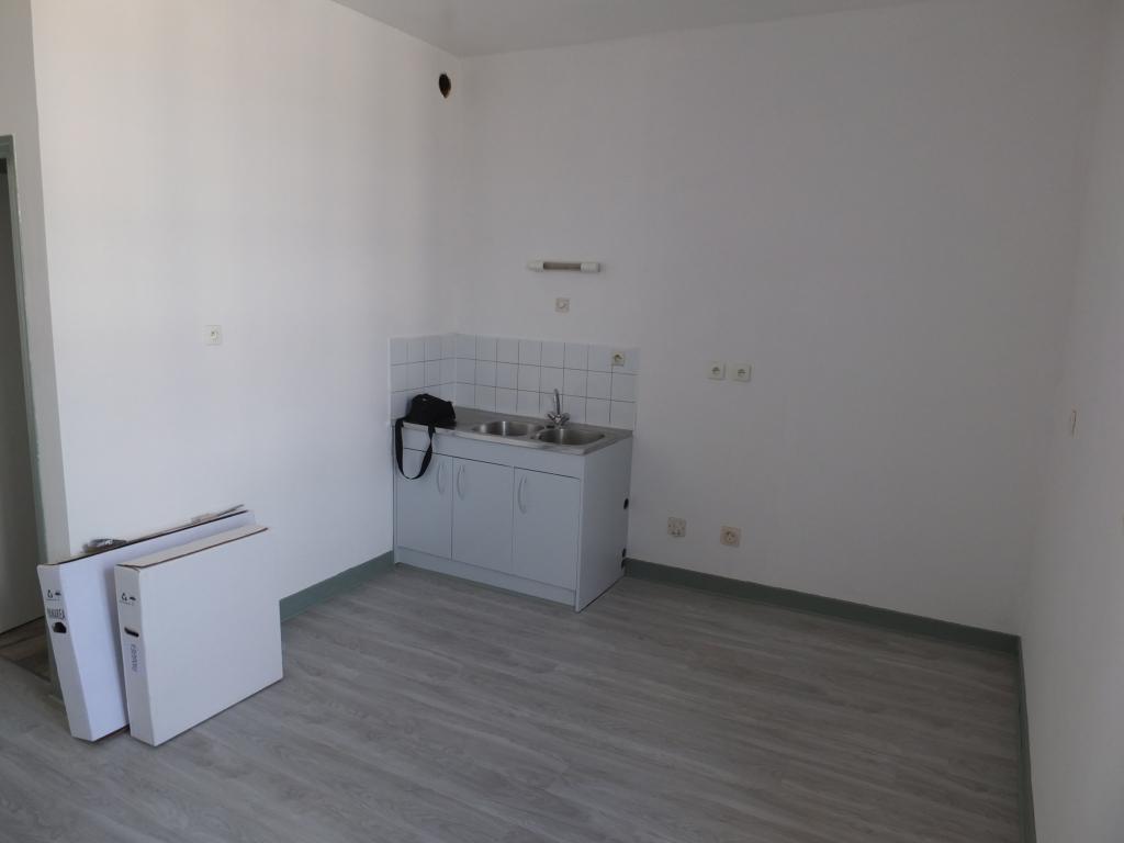 Location de studio de particulier à particulier à Caen 410 € 35 m²