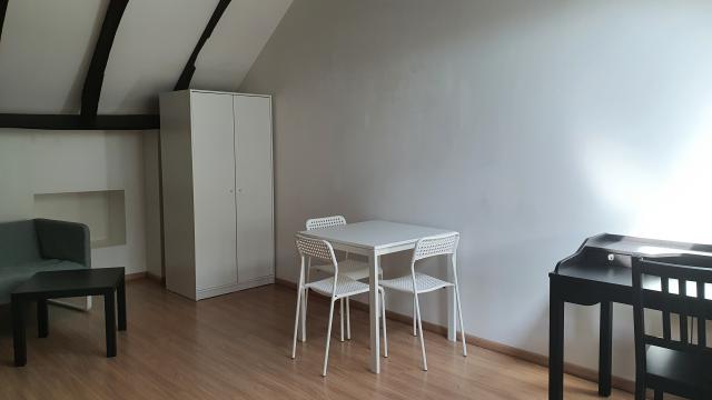 Location appartement T1 Nancy - Photo 1