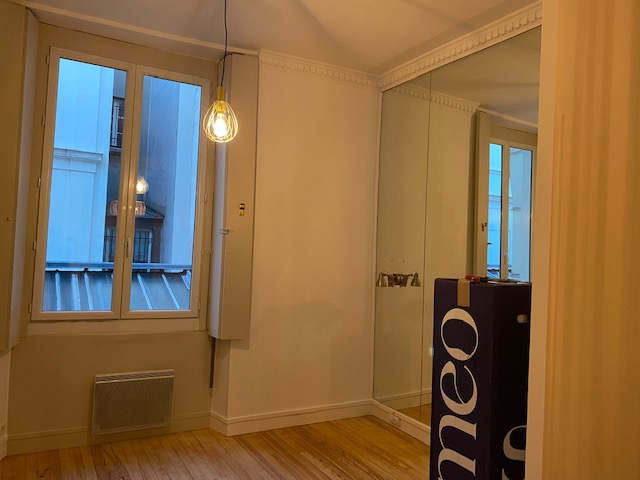 Location appartement T2 Paris 07 - Photo 2