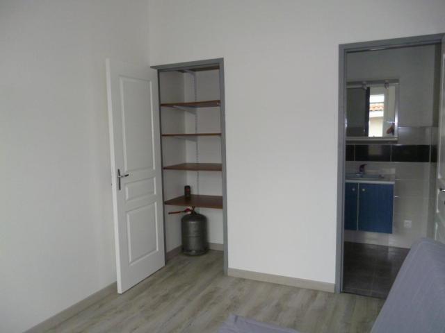 Location appartement T1 St Etienne - Photo 4