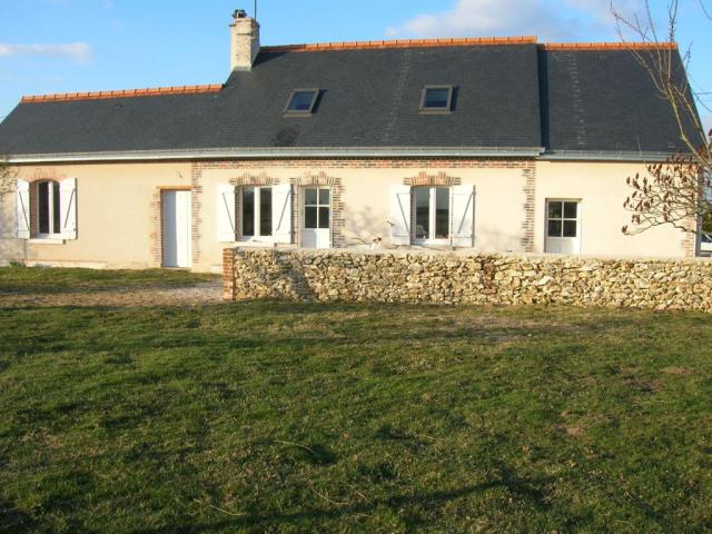 Location maison F7 Monnaie - Photo 1