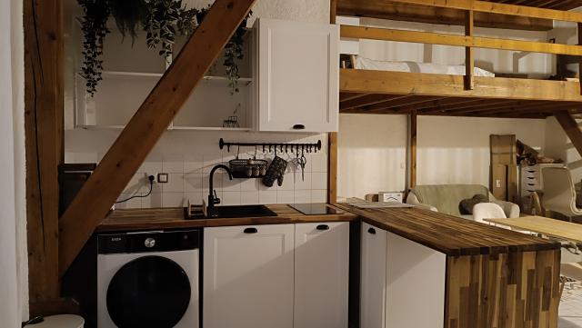 Location studio Lyon 4 - Photo 1