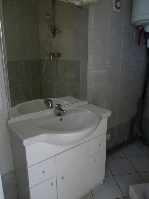 Location appartement T2 Nimes - Photo 3