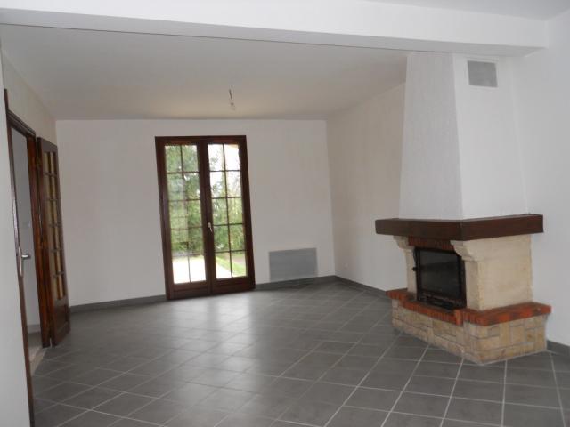 Location maison F6 Charny - Photo 2
