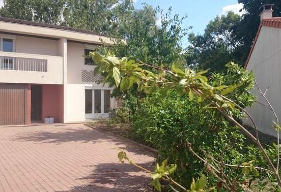 Location maison F6 Basse Goulaine - Photo 2