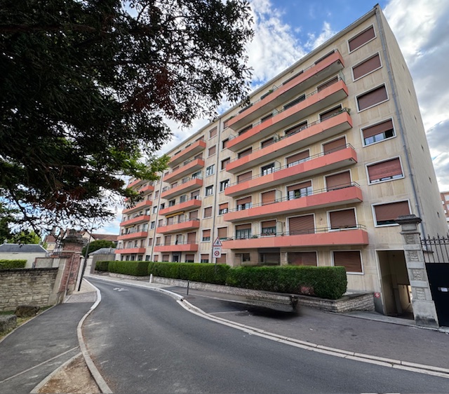Location appartement T5 Troyes - Photo 9