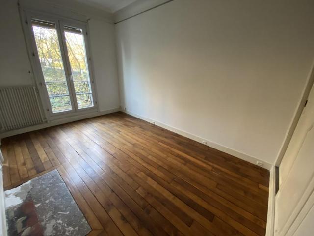 Location appartement T2 Paris 18 - Photo 4