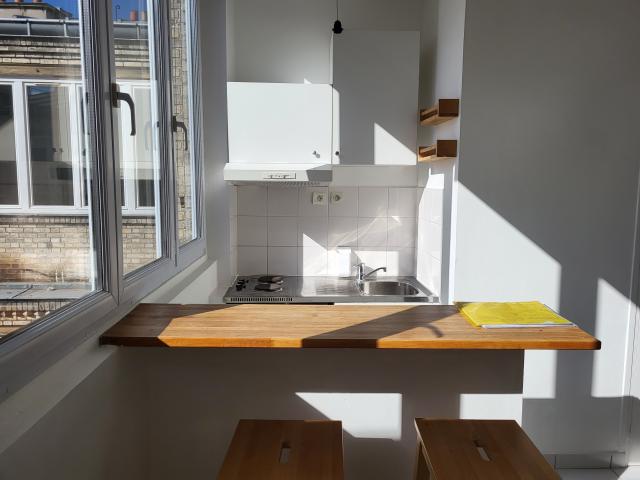 Location studio Paris 11 - Photo 1
