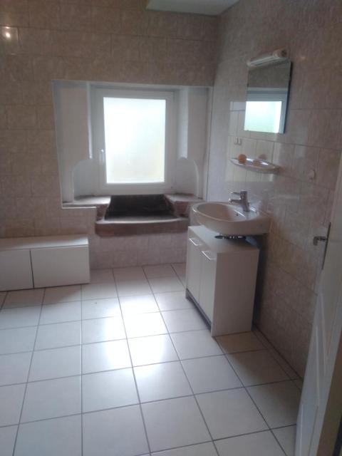 Location appartement T4 Plancher Bas - Photo 5