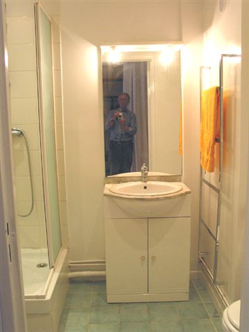 Location appartement T1 Paris 19 - Photo 4