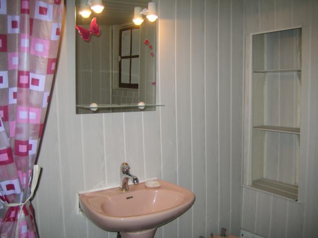 Location appartement T1 Marseille 06 - Photo 3