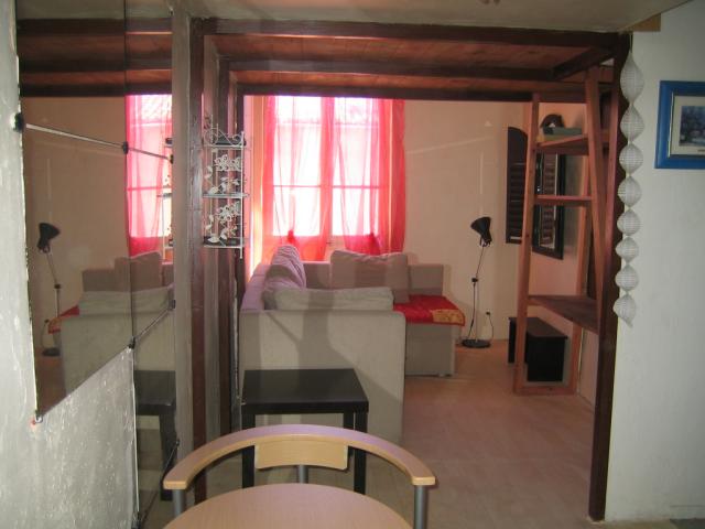 Location appartement T1 Marseille 06 - Photo 4