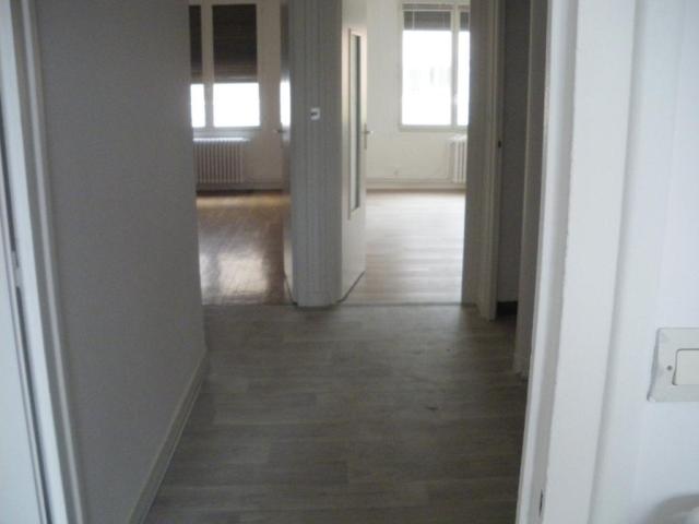 Location appartement T3 St Etienne - Photo 2