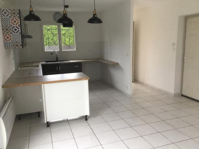 Location maison F4 Ambares et Lagrave - Photo 7