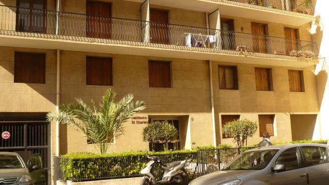 Location studio Marseille 03 - Photo 3