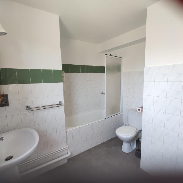 Location studio Lyon 8 - Photo 3
